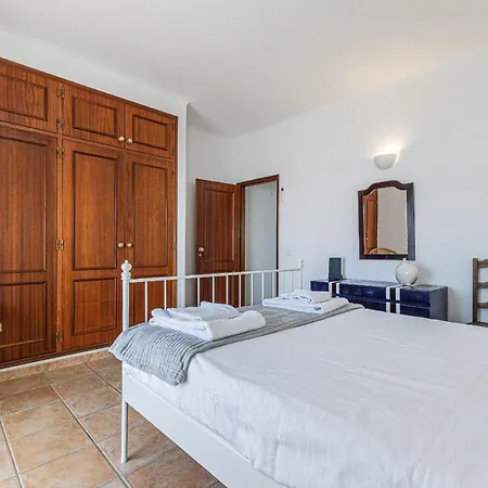 Nyaraló Casa Da Meia Sea View By Algarve Golden Properties